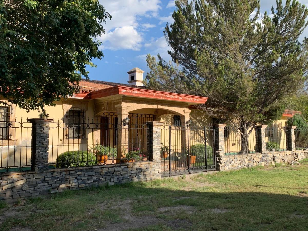 Finca los Rosales Parras de la Fuente Exterior foto